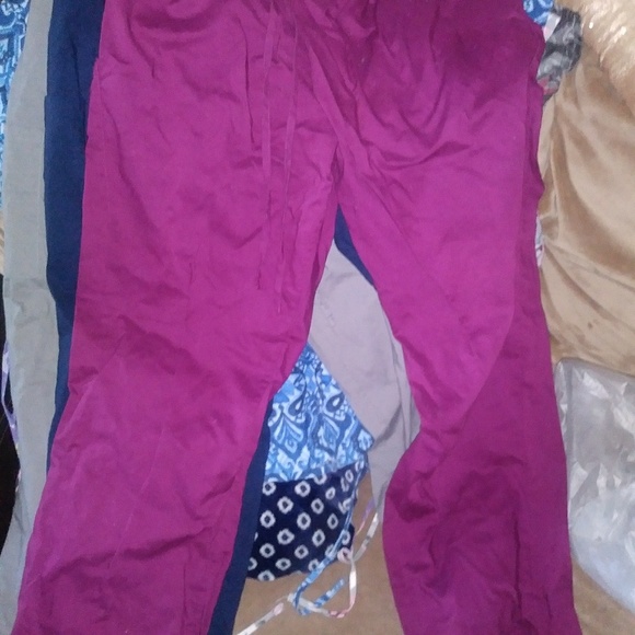 Plus size scrubs - Picture 7 of 7